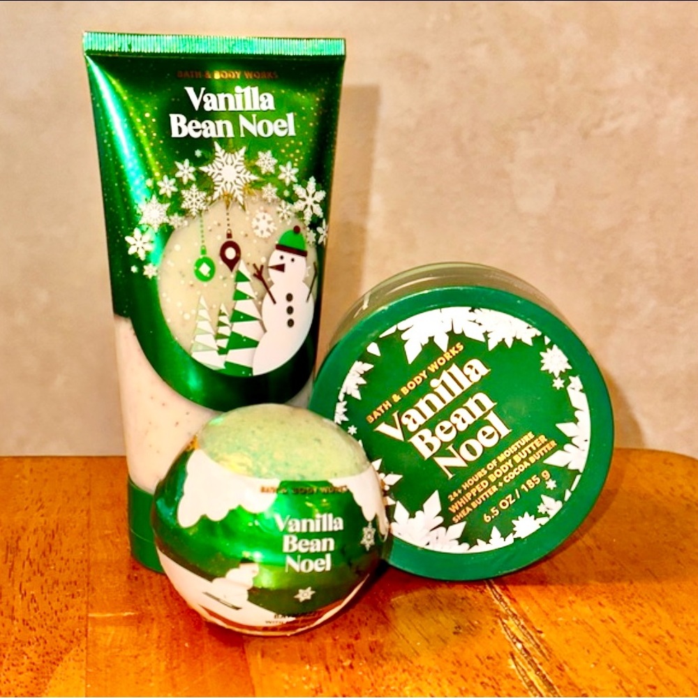 Bath & Body Works Vanilla Bean Noel Body Scrub, Body Butter & Bath Fizzy NEW!!